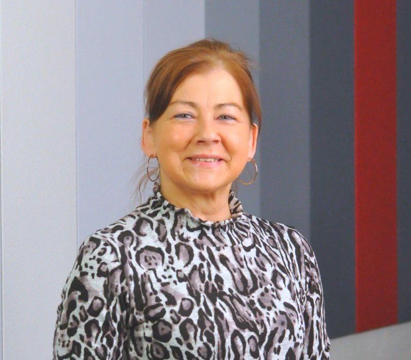 Portraitfoto von Christa Lügering